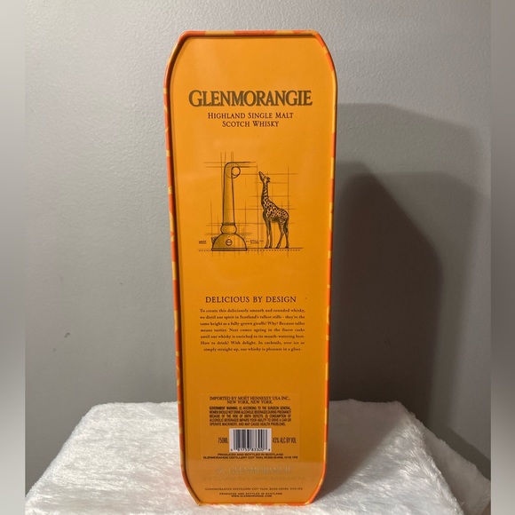 The GLENMORANGIE Distillery Co
Liquor Box Collectible Giraffe Print - Picture 3 of 4